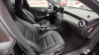 Mercedes-Benz CLA 200 2016 - 19999 EUR, 199000 km - AUTO.MOTO.pt - 199000km - foto 23 de 33