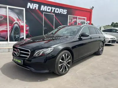 Mercedes-Benz E 300 2020 - 28990 EUR, 140000 km - AUTO.MOTO.pt - 140000km - foto 2 de 23