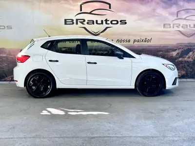 SEAT Ibiza 2020 - 12500 EUR, 116000 km - AUTO.MOTO.pt - 116000km - foto 4 de 14