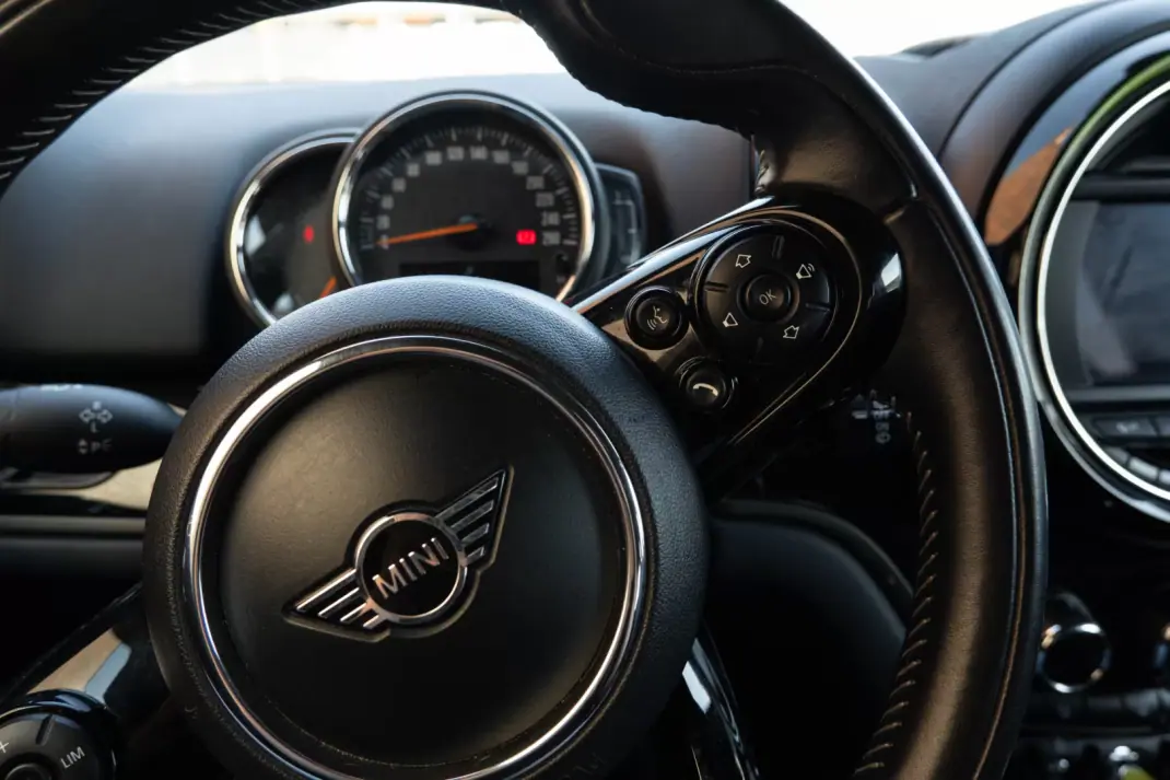 MINI Countryman 2019 - 20500 EUR, 162230 km - AUTO.MOTO.pt - 162230km - foto 15 de 24
