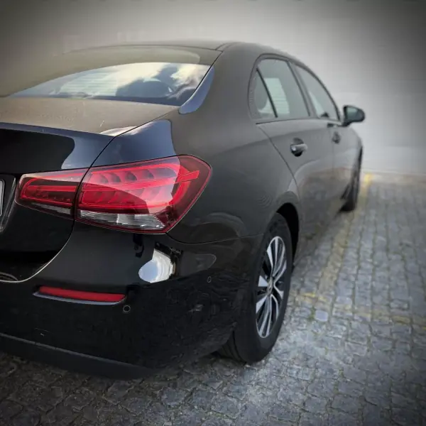 Mercedes-Benz A 180 Limousine 2020 - 21500 EUR, 145000 km - AUTO.MOTO.pt - 145000km - foto 2 de 28