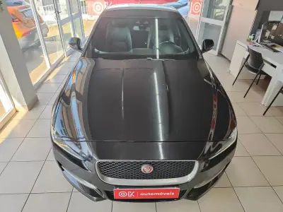Jaguar XE 2017 - 14250 EUR, 243000 km - AUTO.MOTO.pt - 243000km - foto 4 de 34