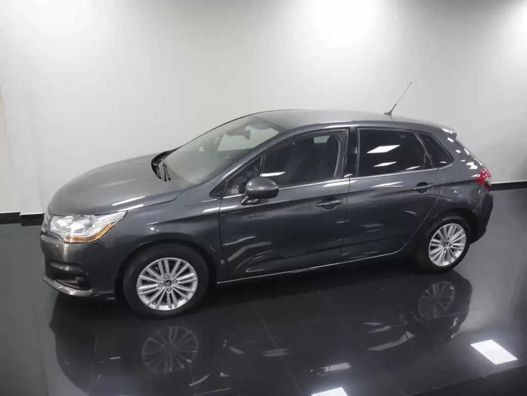 Citroën C4 2011 - 6990 EUR, 200000 km - AUTO.MOTO.pt - 200000km - foto 9 de 21