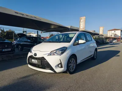 Toyota Yaris 2018 - 11990 EUR, 105000 km - AUTO.MOTO.pt - 105000km - foto 4 de 28