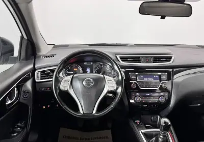 Nissan Qashqai 2015 - 13750 EUR, 96000 km - AUTO.MOTO.pt - 96000km - foto 20 de 45