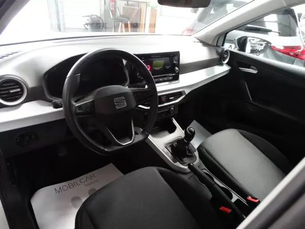 SEAT Arona 2023 - 14490 EUR, 82608 km - AUTO.MOTO.pt - 82608km - foto 3 de 23
