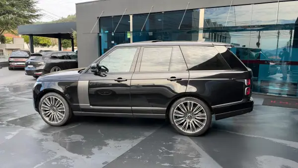 Land Rover Range Rover 2020 — foto 3 de 18