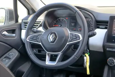 Renault Clio 2021 - 13500 EUR, 80241 km - 80241km - foto 20 de 30