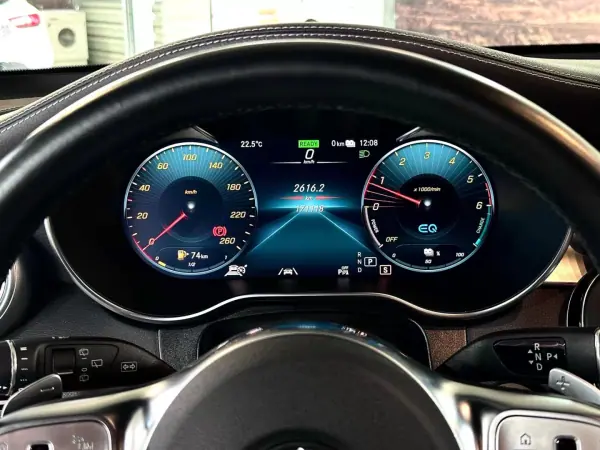 Mercedes-Benz GLC 300 2021 - 39900 EUR, 171118 km - AUTO.MOTO.pt - 171118km - foto 23 de 34