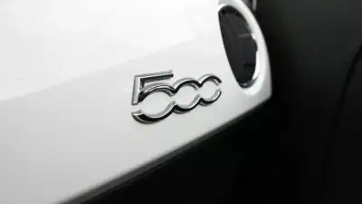 Fiat 500 2020 - 10600 EUR, 90000 km - AUTO.MOTO.pt - 90000km - foto 13 de 26
