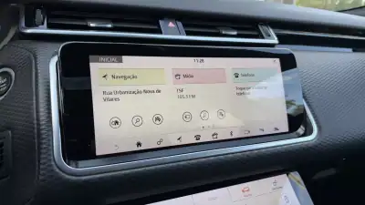 Land Rover Range Rover Velar 2019 - 37650 EUR, 96521 km - AUTO.MOTO.pt - 96521km - foto 18 de 32