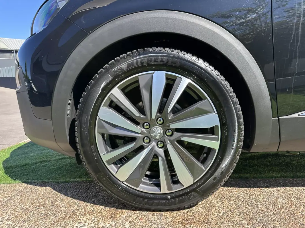 Peugeot 3008 2018 - 14900 EUR, 240000 km - 240000km - foto 20 de 62