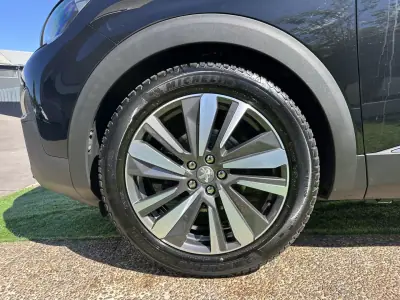 Peugeot 3008 2018 - 14900 EUR, 240000 km - 240000km - foto 20 de 62