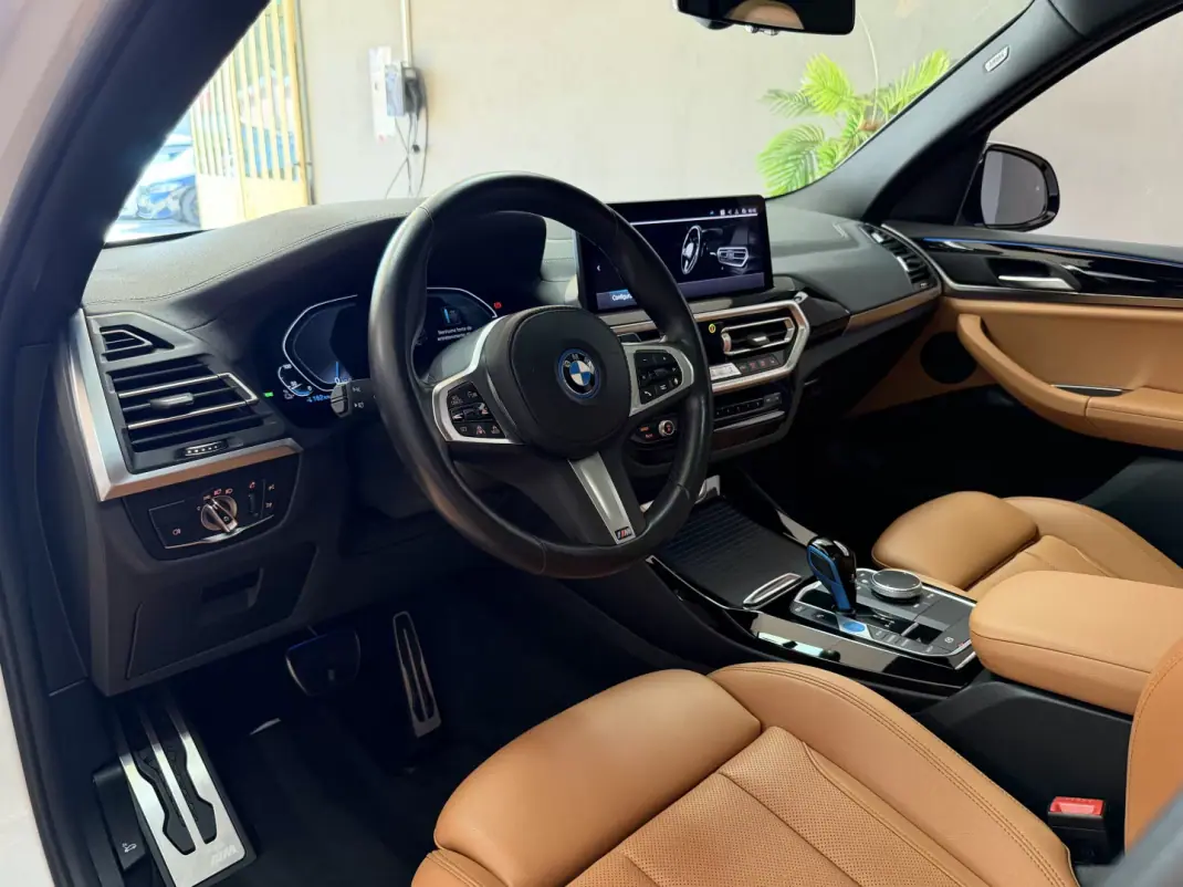 BMW iX3 2022 - 31500 EUR, 148987 km - AUTO.MOTO.pt - 148987km - foto 8 de 22
