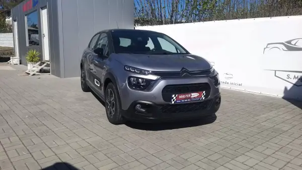 Citroën C3 2020 - 12450 EUR, 71497 km - AUTO.MOTO.pt - 71497km - foto 6 de 28