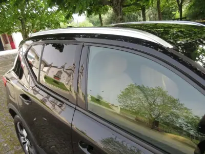 Volvo XC 40 2019 - 29490 EUR, 70000 km - AUTO.MOTO.pt - 70000km - foto 26 de 60