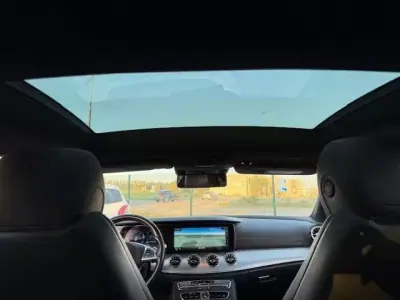 Mercedes-Benz E 220 2017 - 31950 EUR, 241000 km - AUTO.MOTO.pt - 241000km - foto 31 de 51