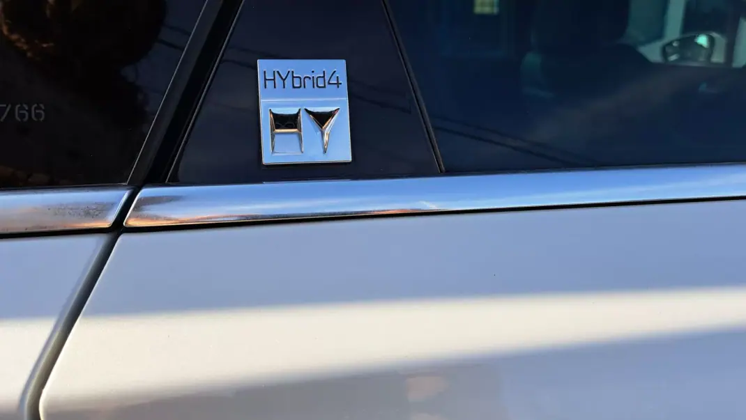 Peugeot 508 RXH 2012 - 8900 EUR, 236877 km - AUTO.MOTO.pt - 236877km - foto 30 de 33