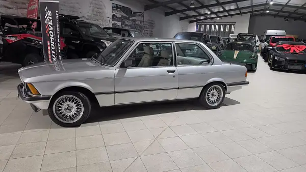 BMW 323 1982 - 27500 EUR, 224548 km - AUTO.MOTO.pt - 224548km - foto 9 de 44