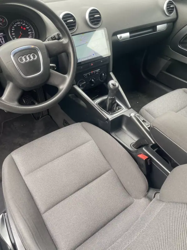 Audi A3 Cabrio 2009 - 11500 EUR, 125962 km - AUTO.MOTO.pt - 125962km - foto 14 de 16