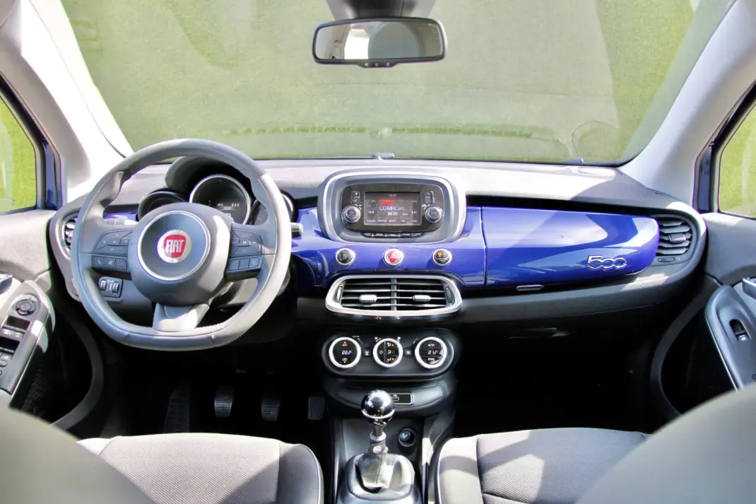 Fiat 500X 2016 - 11950 EUR, 140000 km - AUTO.MOTO.pt - 140000km - foto 26 de 33