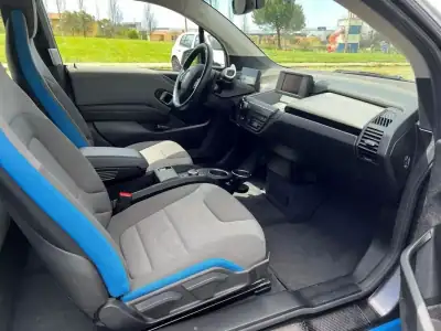 BMW i3 2020 - 16990 EUR, 79000 km - AUTO.MOTO.pt - 79000km - foto 16 de 50
