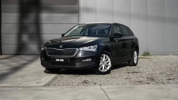 Skoda Scala 2022 - 15999 EUR, 77000 km - AUTO.MOTO.pt - 77000km - foto 8 de 29