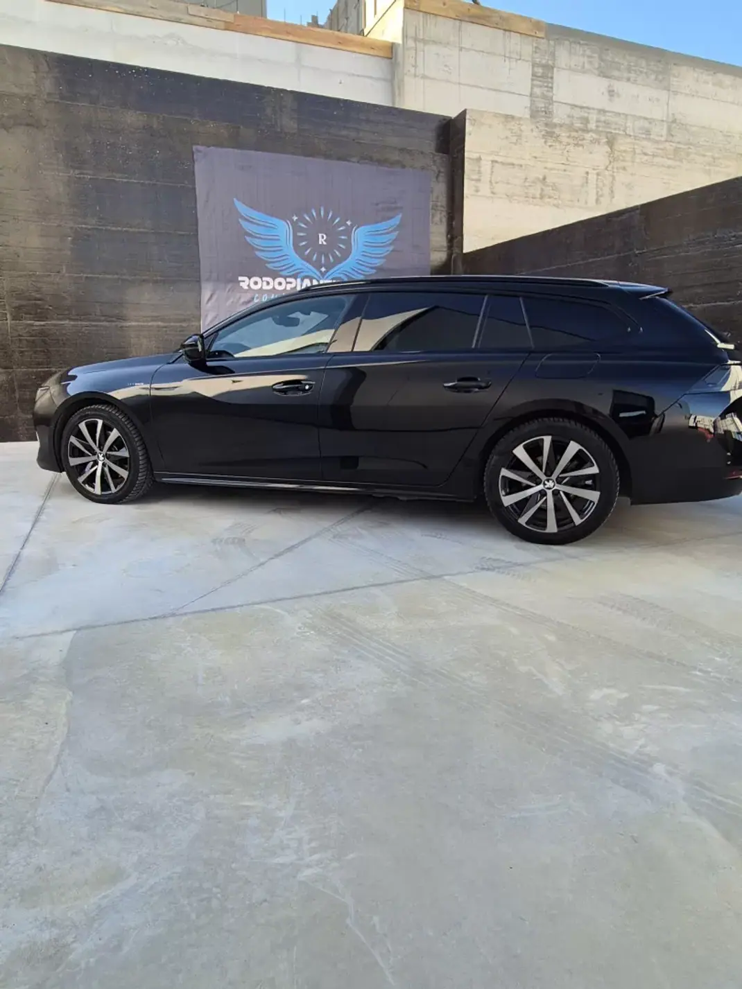Peugeot 508 SW 2023 - 22000 EUR, 151000 km - 151000km - foto 4 de 42