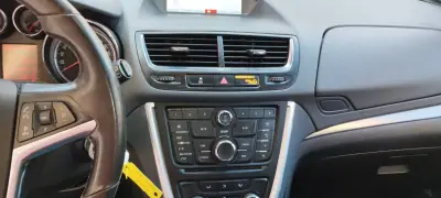 Opel Mokka X 2014 - 9500 EUR, 216485 km - AUTO.MOTO.pt - 216485km - foto 14 de 21