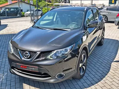Nissan Qashqai 2016 - 15750 EUR, 160600 km - AUTO.MOTO.pt - 160600km - foto 3 de 17