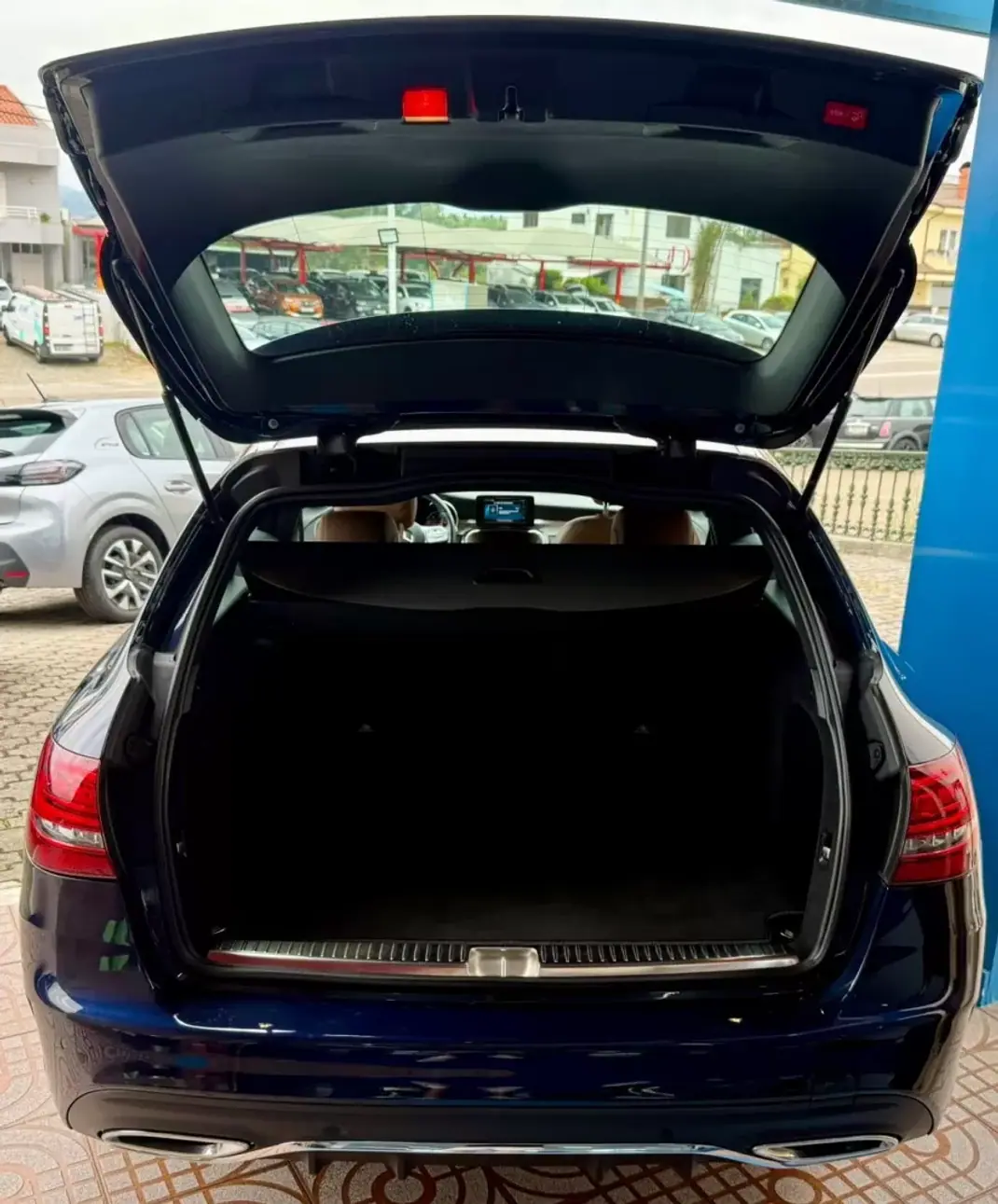 Mercedes-Benz C 220 2019 - 28950 EUR, 109000 km - 109000km - foto 26 de 27