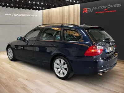 BMW 320 2007 - 8450 EUR, 261943 km - 261943km - foto 4 de 19