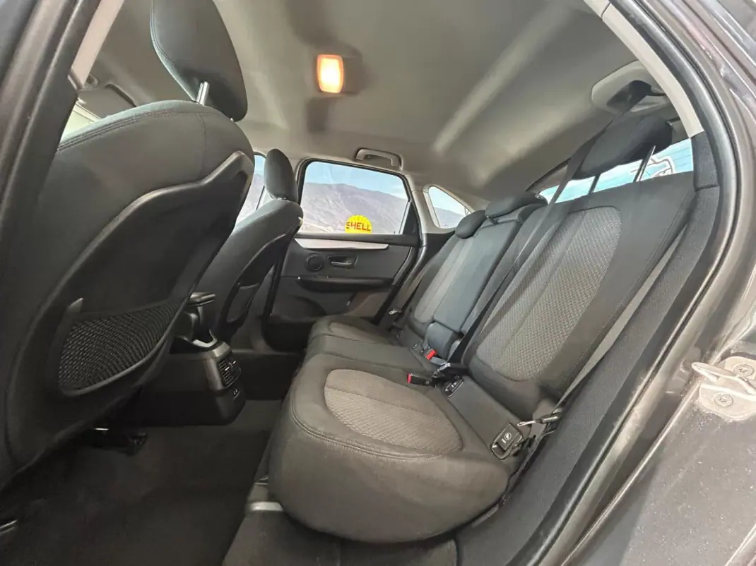 BMW 216 Active Tourer 2019 - 16750 EUR, 141064 km - AUTO.MOTO.pt - 141064km - foto 19 de 24