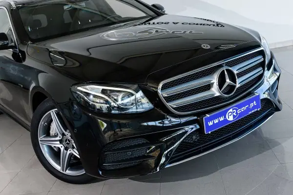 Mercedes-Benz E 300 2020 — photo 3 of 31