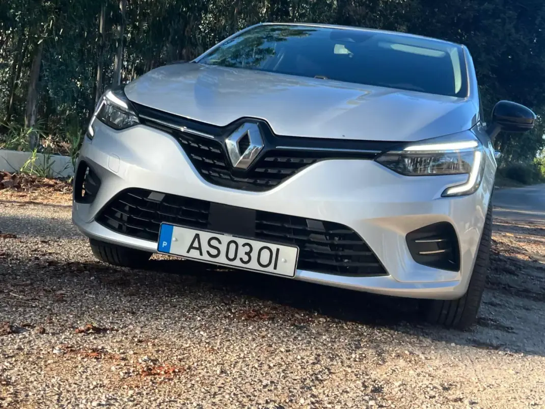 Renault Clio 2022 - 15750 EUR, 120180 km - 120180km - foto 13 de 46