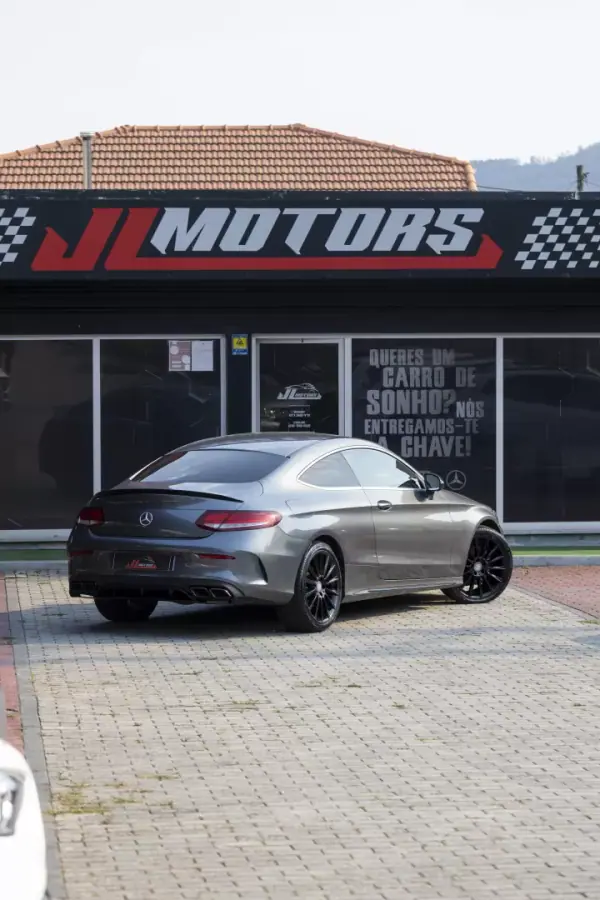 Mercedes-Benz C 220 2015 - 27900 EUR, 187660 km - 187660km - foto 31 de 41