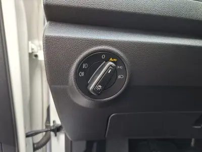 Volkswagen T-Roc 2020 - 19850 EUR, 109200 km - AUTO.MOTO.pt - 109200km - foto 18 de 25