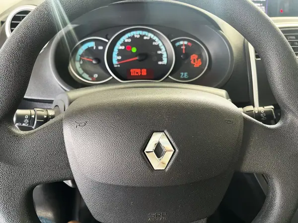 Renault Kangoo 2021 - 15800 EUR, 67687 km - AUTO.MOTO.pt - 67687km - foto 16 de 22