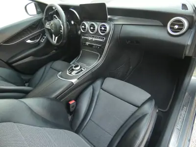 Mercedes-Benz C 220 2018 - 20750 EUR, 299000 km - AUTO.MOTO.pt - 299000km - foto 15 de 27