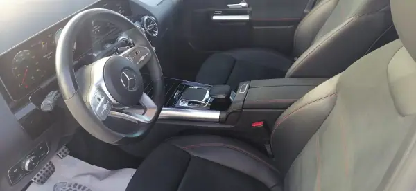 Mercedes-Benz 220 2019 - 33900 EUR, 45486 km - AUTO.MOTO.pt - 45486km - foto 6 de 22