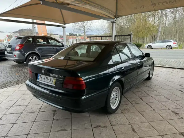 BMW 525 1998 - 3950 EUR, 317732 km - AUTO.MOTO.pt - 317732km - foto 5 de 24