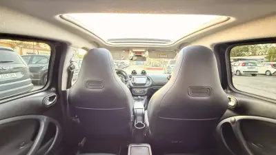 Smart ForFour 2019 - 14900 EUR, 32900 km - 32900km - foto 25 de 66