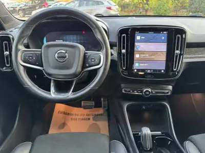 Volvo XC 40 2021 - 31500 EUR, 77000 km - AUTO.MOTO.pt - 77000km - foto 9 de 47