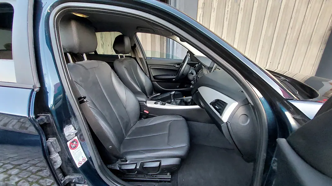 BMW 116 2013 - 8500 EUR, 239000 km - AUTO.MOTO.pt - 239000km - foto 11 de 15