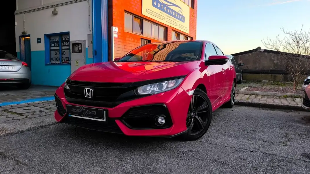 Honda Civic 2017 - 16500 EUR, 74000 km - AUTO.MOTO.pt - 74000km - foto 4 de 21