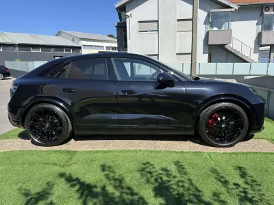 Porsche Macan 2025 - 127000 EUR, 12000 km - AUTO.MOTO.pt - 12000km - foto 16 de 80