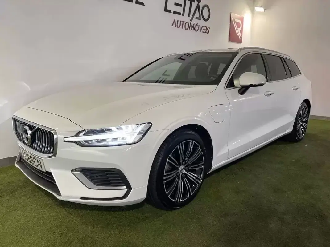 Volvo V60 2022 - 31900 EUR, 71000 km - 71000km - foto 3 de 29
