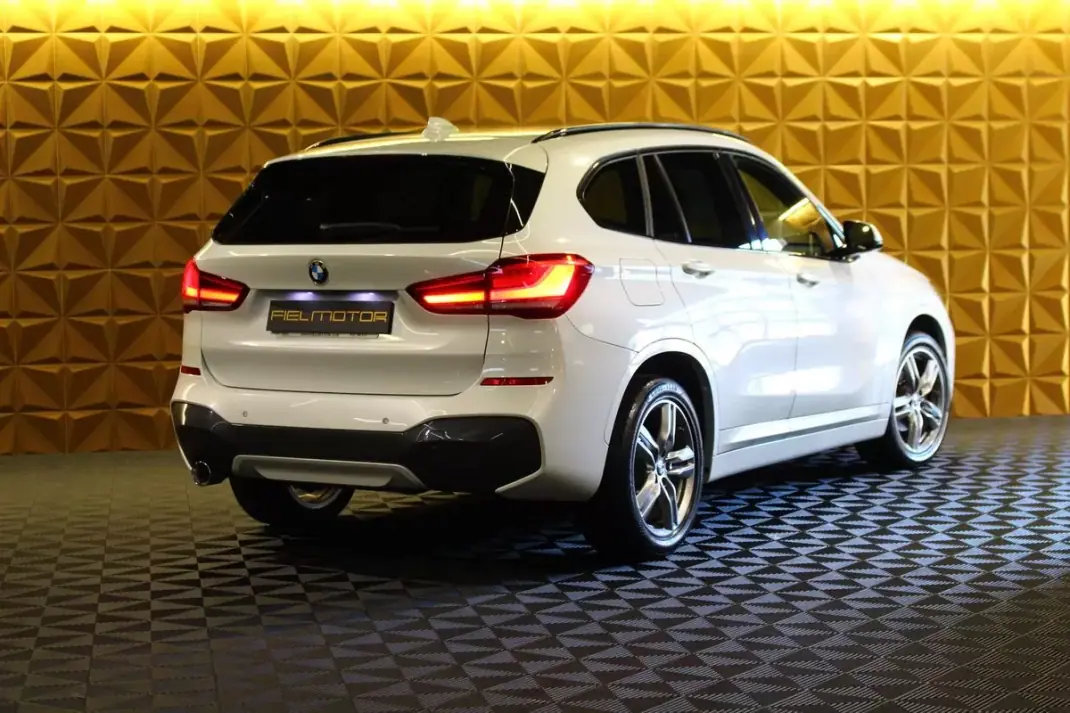 BMW X1 2021 - 24600 EUR, 160000 km - 160000km - foto 11 de 42