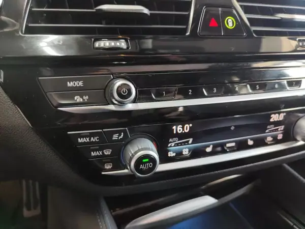 BMW 530e 2022 - 38500 EUR, 34000 km - AUTO.MOTO.pt - 34000km - foto 37 de 46