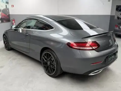 Mercedes-Benz C 200 2019 — foto 6 de 12